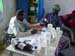 Dhaqtarka Xafuun Mr Dr Mire oo Daweynaya Dadka Degaanka Xafuun